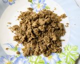 A picture of step 1 of Keema Bagara Baingan.