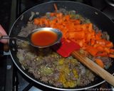 A picture of step 3 of Scottish minced and tatties.