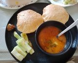 पूरी आलू (poori aloo recipe in Hindi) रेसिपी चरण 5 फोटो