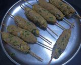 A picture of step 4 of Corn kabab.