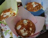 Cukkinis muffin, kéksajttal recept fázis 6 fotója