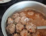 Foto del paso 4 de la receta: Albóndigas con caldo