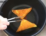 รูปขั้นตอนการทำที่ 7 ของ ขนมปังปิ้งหน้าชีส Cheese Toast (ชีสโทสต์)