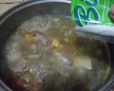 Foto langkah ke 4 dari resep Sop Iga Sapi Bening.