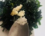 Foto langkah ke 4 dari resep 251. Daun Pepaya Jepang Goreng Bawang Putih.