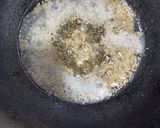 A picture of step 3 of Sattu ladoo.