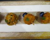 A picture of step 4 of Aloo pops.
