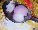 Gambar langkah 3 resipi Ayam Masak Lemak Cili Padi dan Cili Merah.