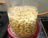 A picture of step 2 of Soy Milk.