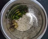 A picture of step 1 of Oats Spinach dosa.