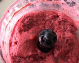 A picture of step 3 of Berry Smoothie Bowl.