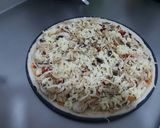 Foto del paso 7 de la receta: Pizza de pollo con champiñones