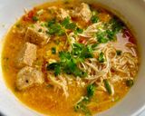 Hình bước làm 4 của món Canh Cà Chua Trứng Nấm Chả Cua🍥🍅