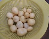 Foto del paso 2 de la receta: Papas cocidas marinadas a tu gusto al Microondas, sartén o freidora de aire