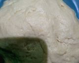 Foto langkah ke 2 dari resep Donat Empuk Tanpa Kentang.