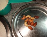 A picture of step 3 of Suji Ka Halwa.
