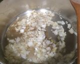 A picture of step 3 of Meatballs with Cuttlefish and Shrimp Tails.