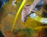 Foto langkah ke 4 dari resep Pindang Ikan Tenggiri.