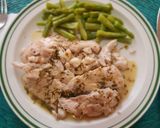 Foto del paso 3 de la receta: Filete de robalo con salsa de cebollín y vino blanco