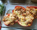 A picture of step 6 of Chicken stuffed bell peppers.
