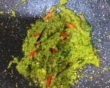 Foto langkah ke 2 dari resep Cumi Asin Cabe Hijau.
