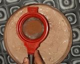 A picture of step 8 of Tiramisu.