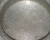 A picture of step 2 of Basic boiled white rice.