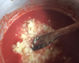 Foto del paso 2 de la receta: Carne asada en salsa de tomates 🍅 casera