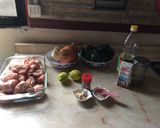 Foto del paso 1 de la receta: Trutritos a la mostaza con acelgas a la crema
