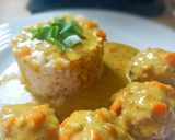 Une image de l'étape 7 de Riz et boulettes de bœuf au curry au cook expert.