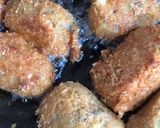 A picture of step 9 of Cheesy lamb and potatoes kupta.