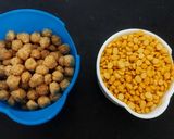 A picture of step 1 of Soya Chunk Chana dal Sabji.