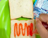 Foto langkah ke 1 dari resep Roti Tawar Kukus Stroberi.