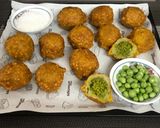 A picture of step 18 of Aloo Matar Sabudana Vada.