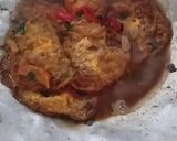 Foto langkah ke 3 dari resep Telur ceplok saus teriyaki.