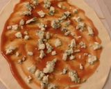Foto del paso 2 de la receta Pizza de roquefort y bacon