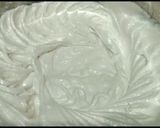 A picture of step 3 of Thoothukudi macroons.