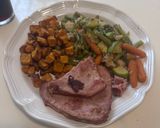 Foto del paso 5 de la receta: Medallón de atún con vegetales salteados