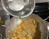A picture of step 2 of Lemon coriander soup.