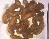 A picture of step 4 of Alkaline- Fried Portabella Fingers.