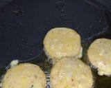 A picture of step 6 of Keema bhare potato cutlets.