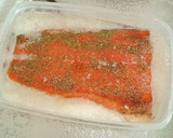 Foto del paso 7 de la receta: Pan payés ibicenco con salmón marinado