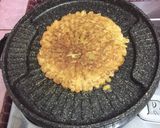 Foto langkah ke 4 dari resep Omelet Samyang ala UtyKirana.