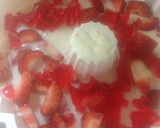 Foto del paso 3 de la receta: Gelatina Mosaico  de corazón Con Leche de Coco y Gelatina de Fresas!!!
