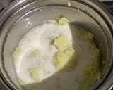 Foto langkah ke 2 dari resep Mashed Potato Cheese.