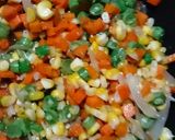 Foto langkah ke 5 dari resep 35. Tumis Pelangi (Wortel+Jagung+Buncis).