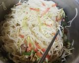 A picture of step 5 of Chicken chowmein.