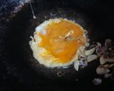 Foto langkah ke 2 dari resep Sego Godog Mie Instant.