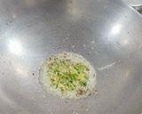 A picture of step 3 of Fussilli Arrabiata with Broccoli and Mushroom.