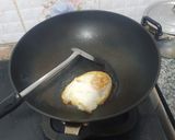 รูปขั้นตอนการทำที่ 1 ของ ไก่กระเทียมไข่ดาว
